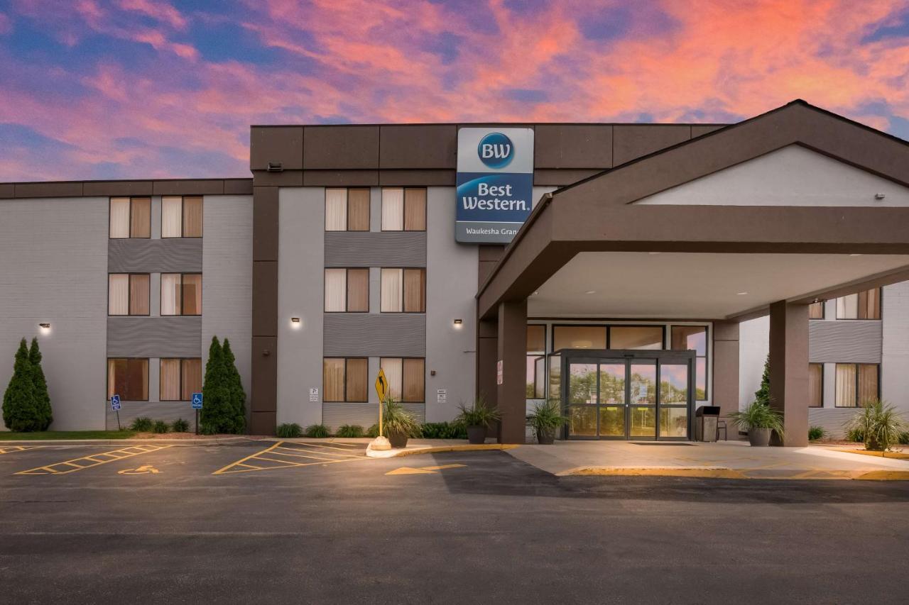 贝斯特韦斯特沃喀莎酒店 Pewaukee 外观 照片